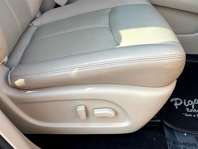 2016 Nissan Pathfinder SL photo 45