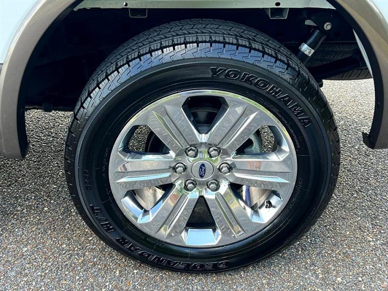 2020 Ford F-150 Lariat photo 41