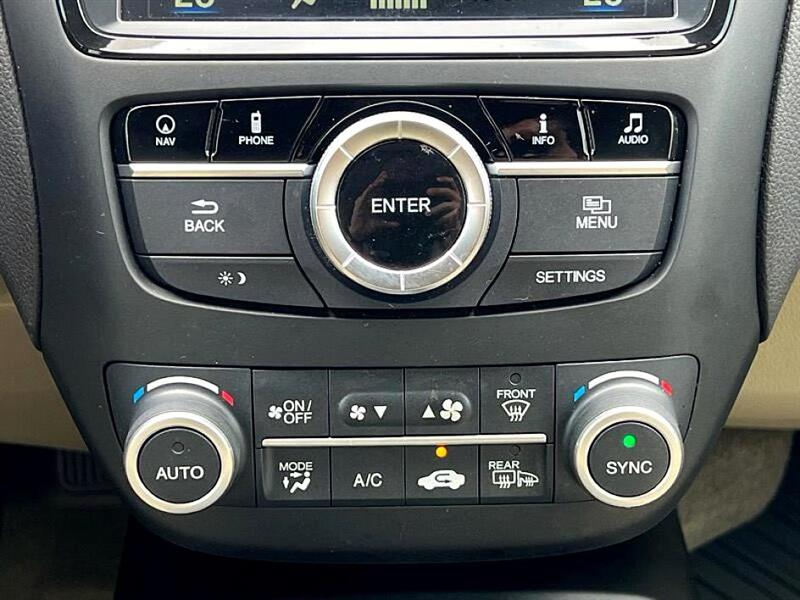 2018 Acura RDX Advance photo 32