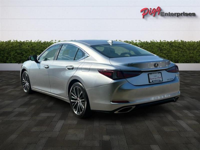 2024 Lexus ES 350 Premium photo 3