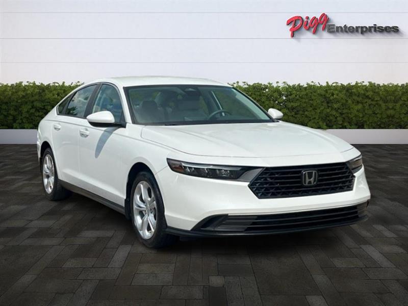 2023 Honda Accord LX photo 5