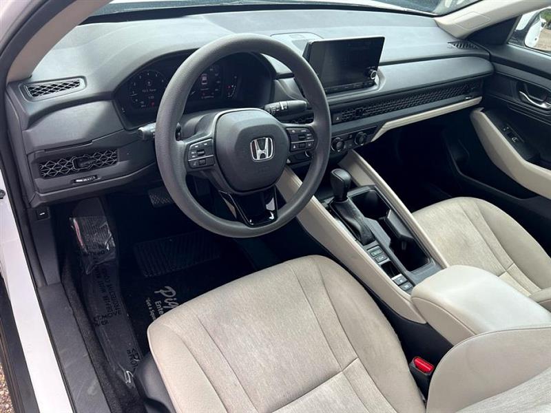2023 Honda Accord LX photo 10