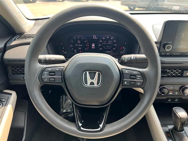 2023 Honda Accord LX photo 14
