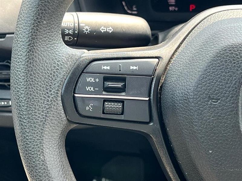 2023 Honda Accord LX photo 15