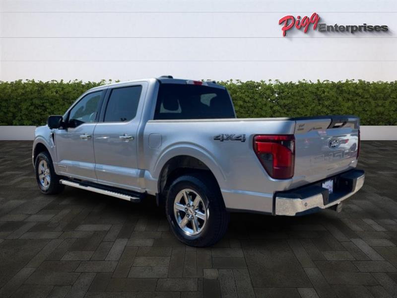 2024 Ford F-150 XLT photo 3