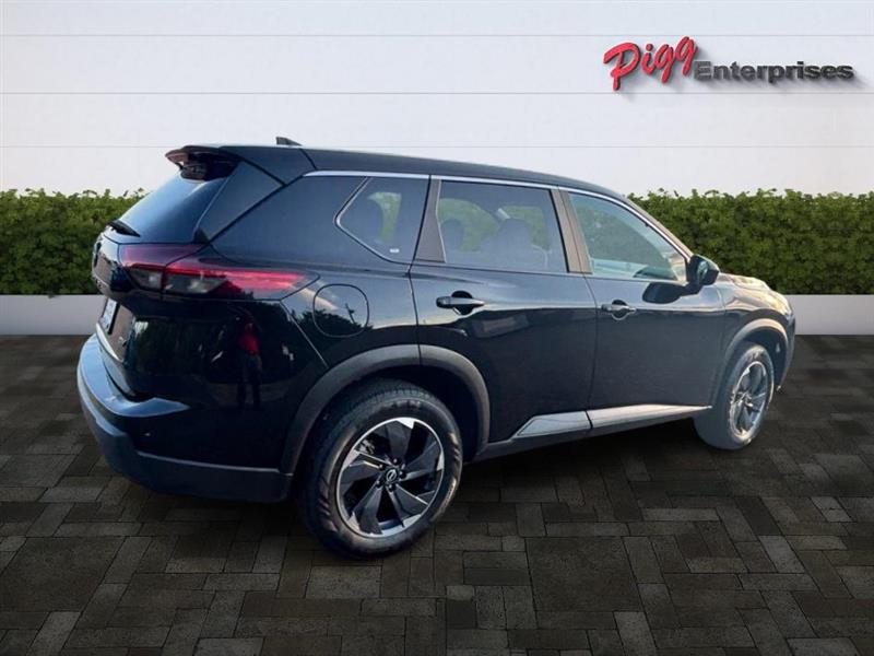 2024 Nissan Rogue SV photo 7