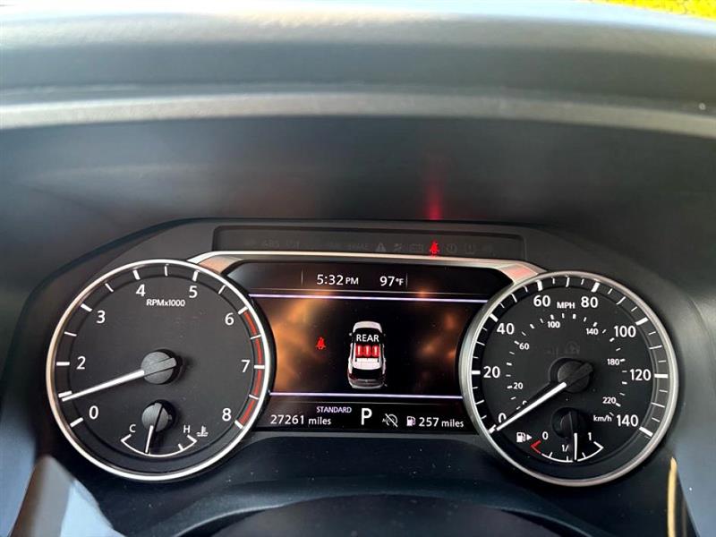 2024 Nissan Rogue SV photo 21