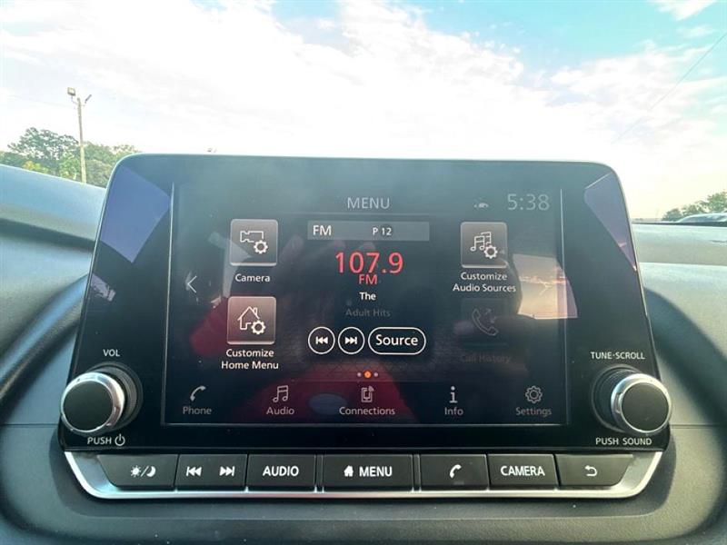 2024 Nissan Rogue SV photo 13