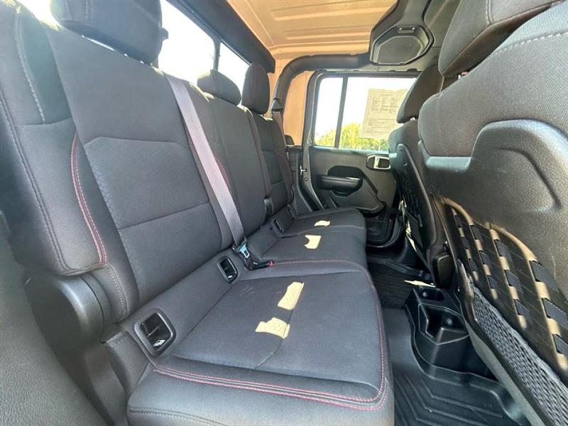 2022 Jeep Gladiator Rubicon photo 38