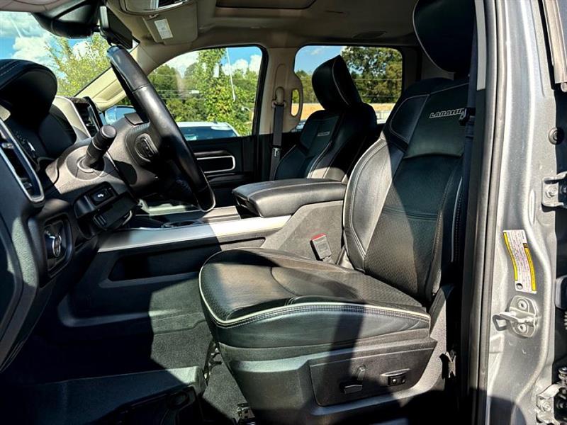 2021 Ram 2500 Laramie photo 14