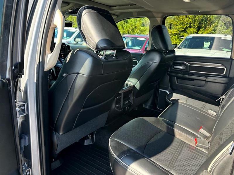 2021 Ram 2500 Laramie photo 30