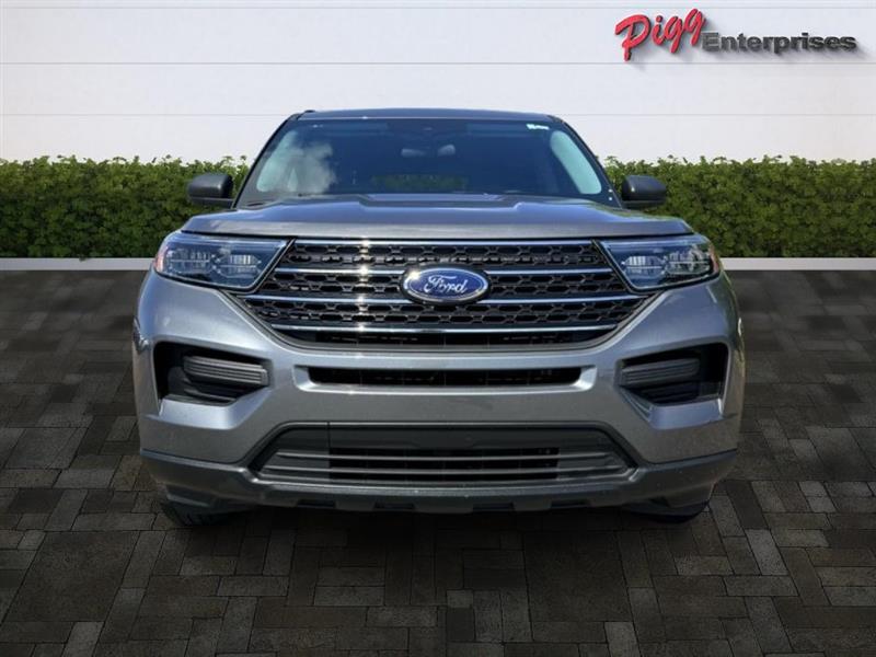 2024 Ford Explorer XLT photo 5