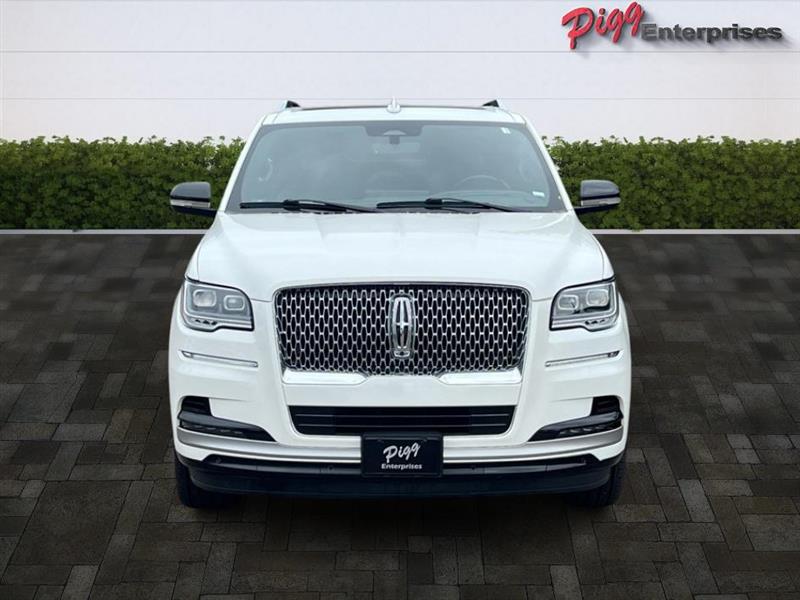 2022 Lincoln Navigator L Reserve photo 5