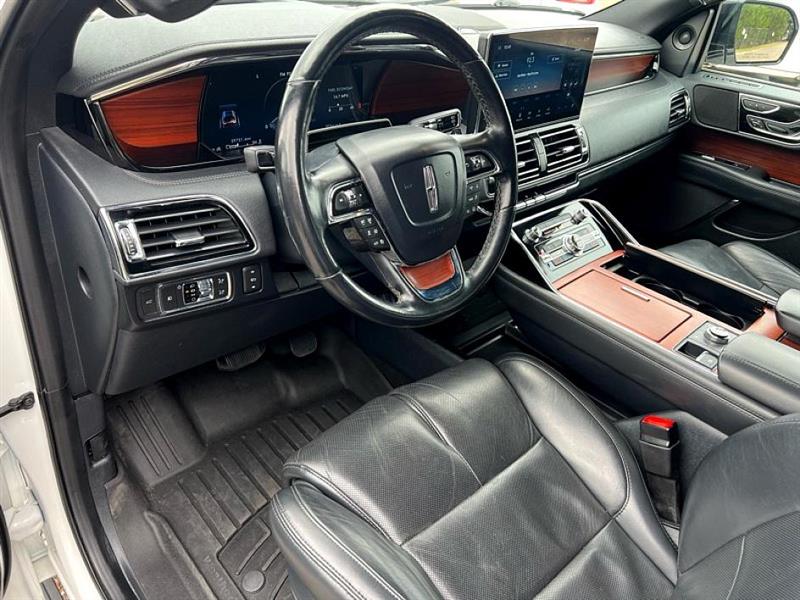 2022 Lincoln Navigator L Reserve photo 13