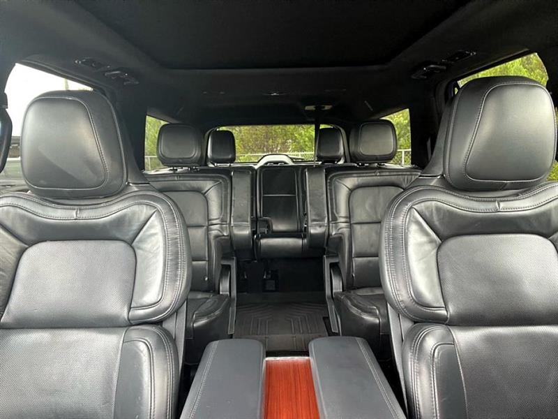 2022 Lincoln Navigator L Reserve photo 44