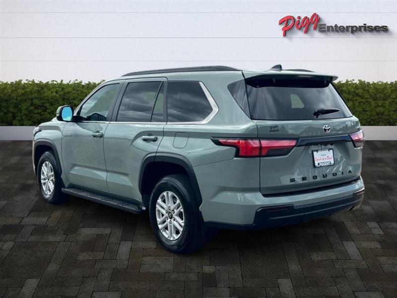 2025 Toyota Sequoia SR5 photo 3