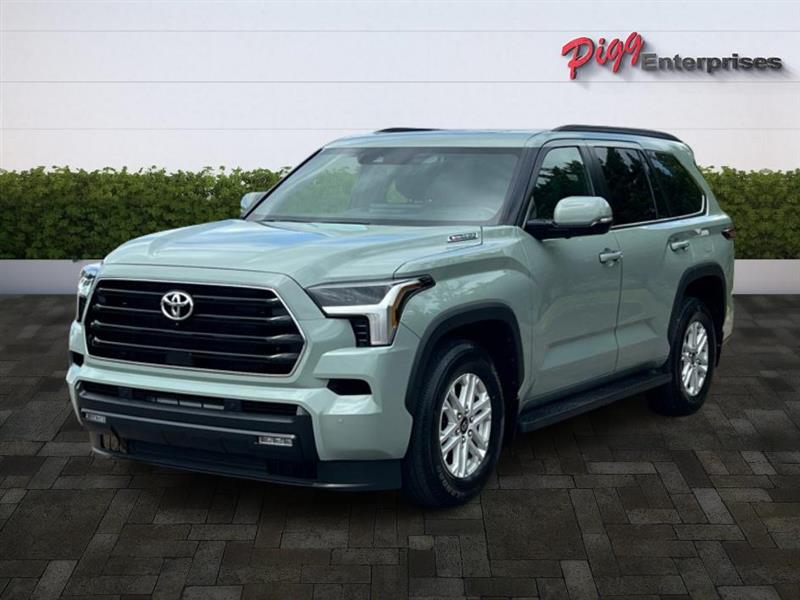 2025 Toyota Sequoia SR5 photo 5