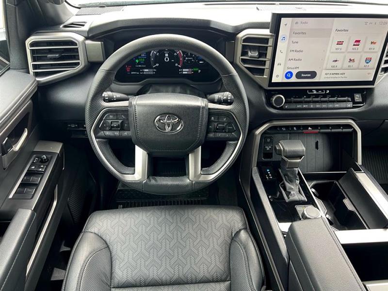 2025 Toyota Sequoia SR5 photo 20