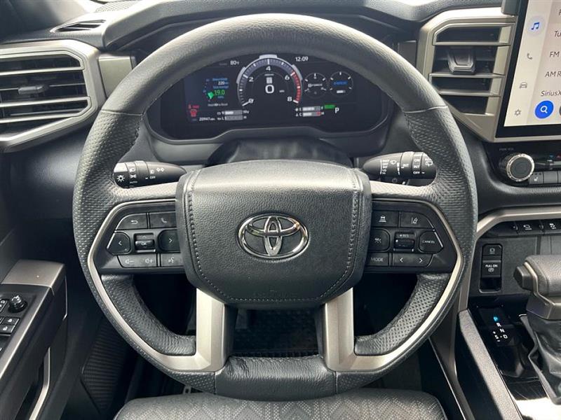 2025 Toyota Sequoia SR5 photo 21