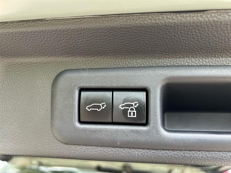 2025 Toyota Sequoia SR5 photo 49