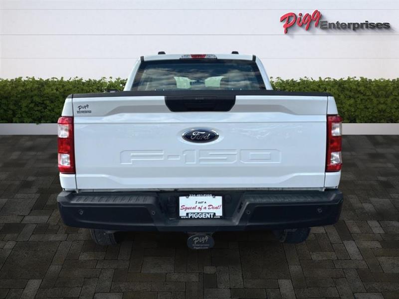 2022 Ford F-150 XL photo 11