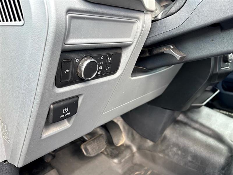 2022 Ford F-150 XL photo 16