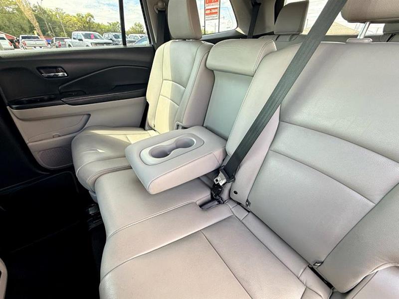 2018 Honda Pilot EX-L photo 30