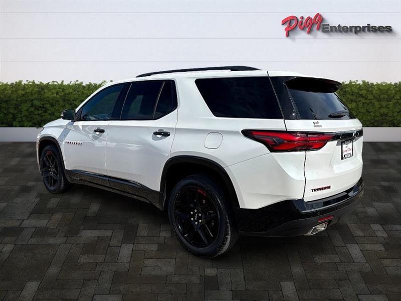 2022 Chevrolet Traverse Premier photo 3