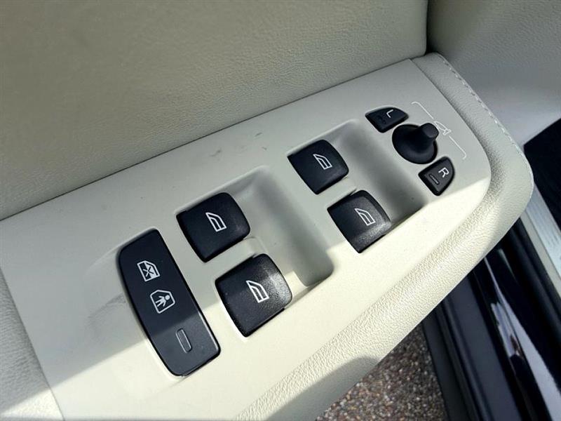 2024 Volvo V60 Cross Country Plus AWD photo 18