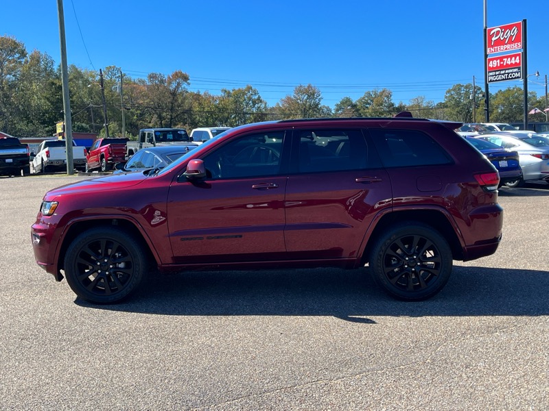 2019 Jeep Grand Cherokee Altitude photo 3