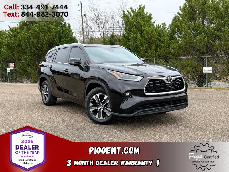 2022 Toyota Highlander XLE's photo