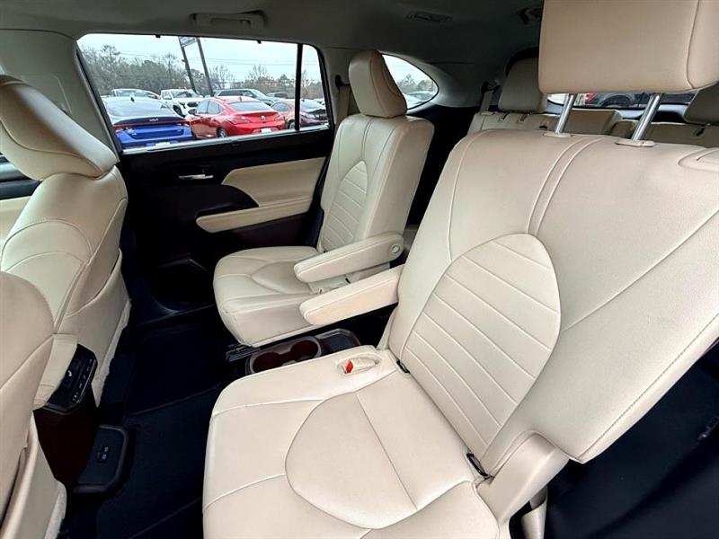 Toyota Highlander  2022