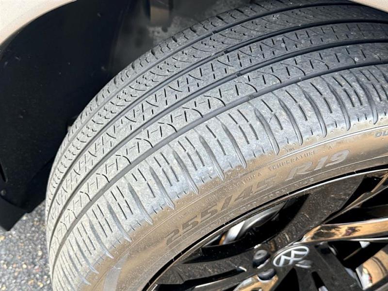 Volkswagen Tiguan  2023