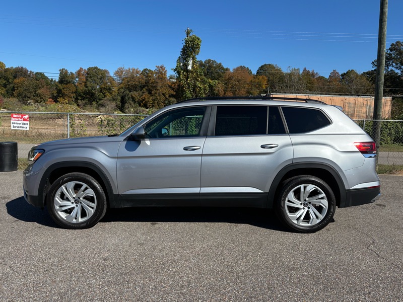 2023 Volkswagen Atlas SE Technology photo 3