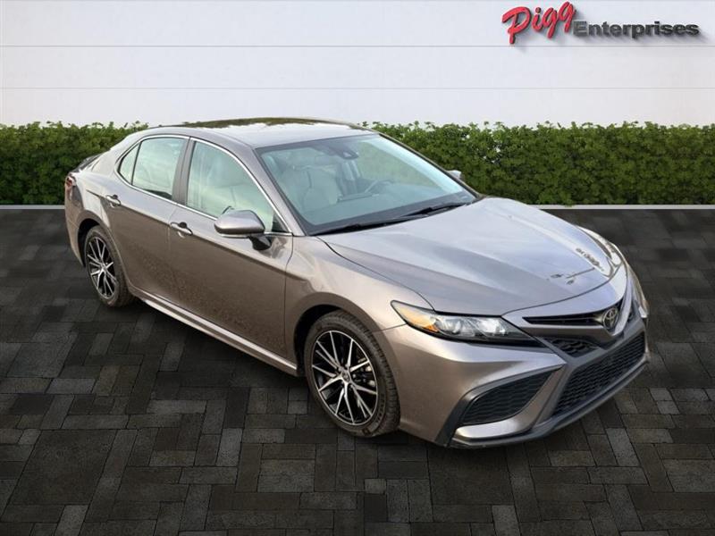 Toyota Camry  2023