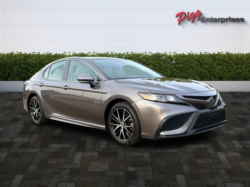 Toyota Camry  2023