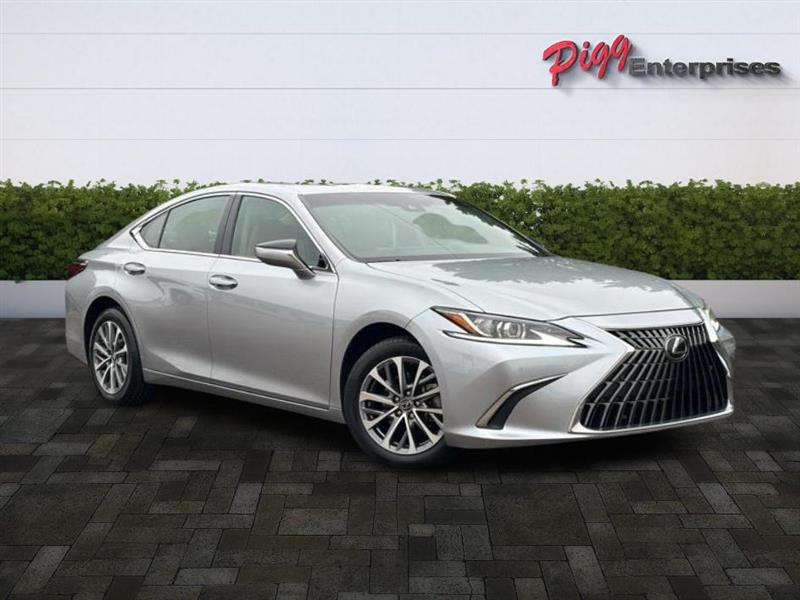 2023 Lexus ES 350's photo