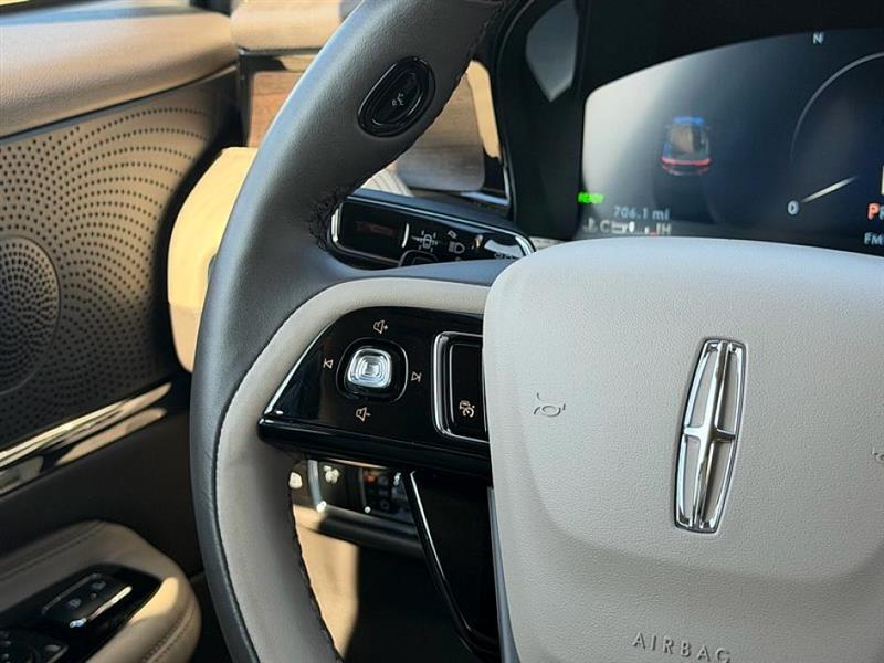 Lincoln Corsair  2024