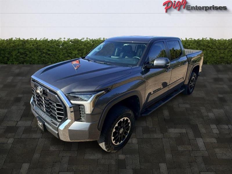 Toyota Tundra  2024