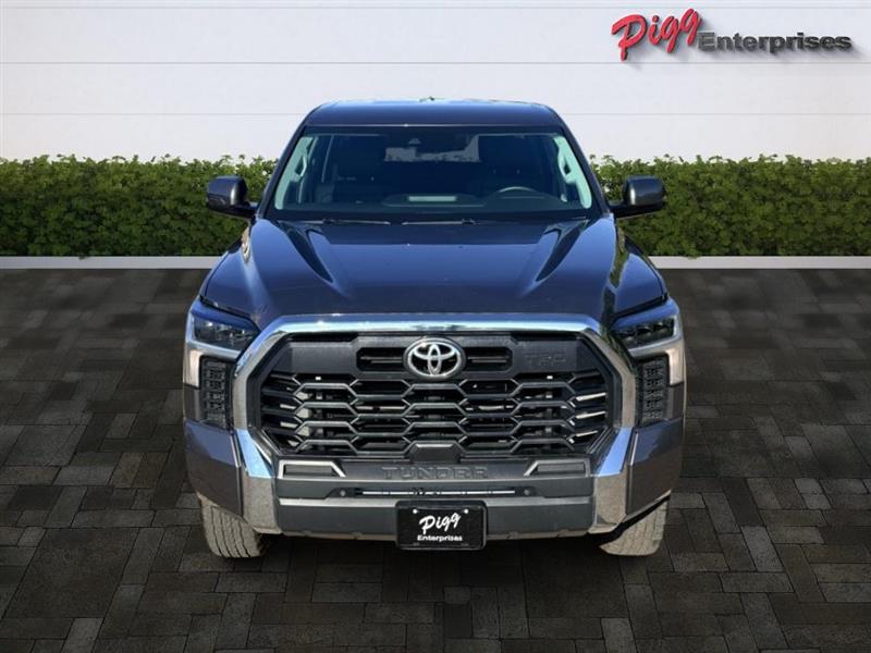 Toyota Tundra  2024
