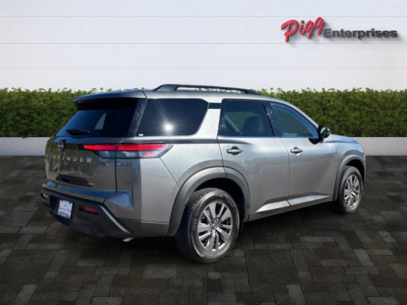 Nissan Pathfinder  2025