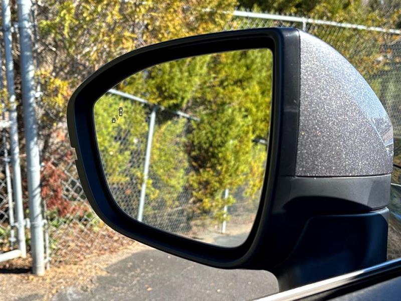 Nissan Pathfinder  2025