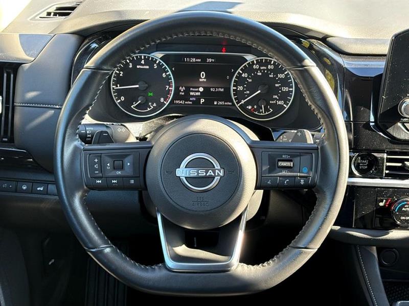 Nissan Pathfinder  2025