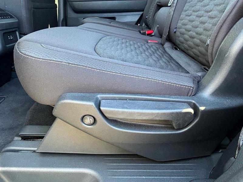 Nissan Pathfinder  2025