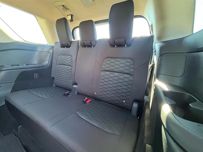 Nissan Pathfinder  2025