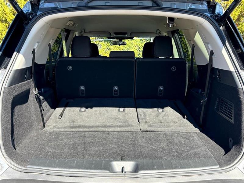 Nissan Pathfinder  2025