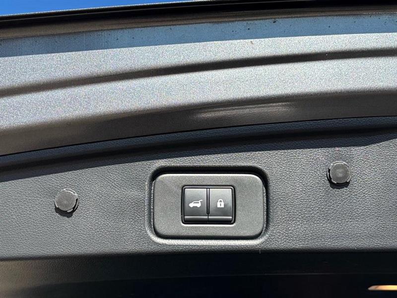 Nissan Pathfinder  2025