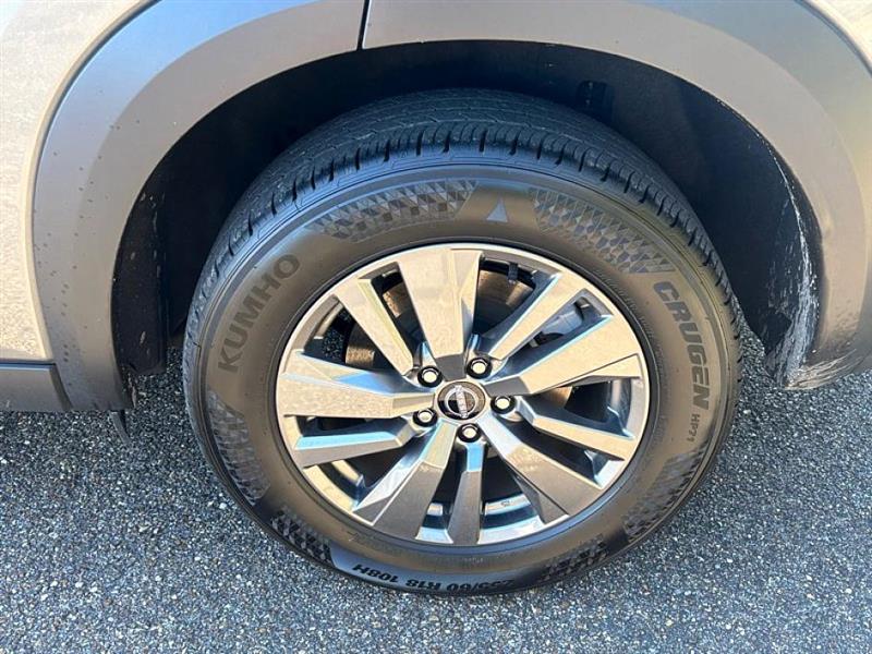 Nissan Pathfinder  2025