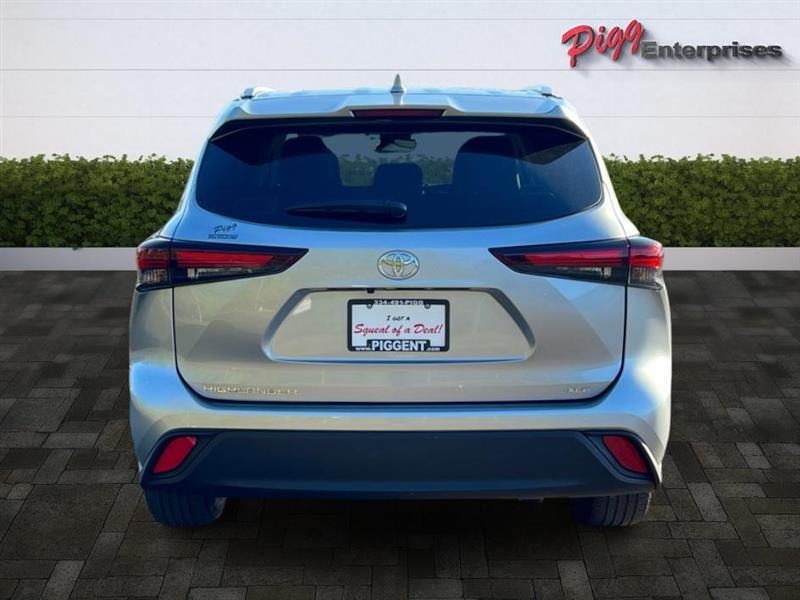 Toyota Highlander  2025