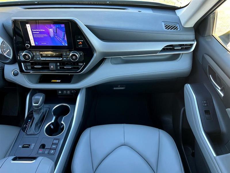 Toyota Highlander  2025